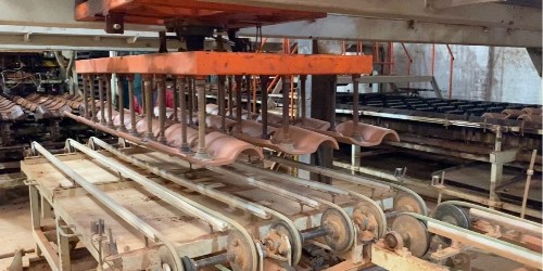 ���ǿ����Ŵ���ɫ���������𣿣�����